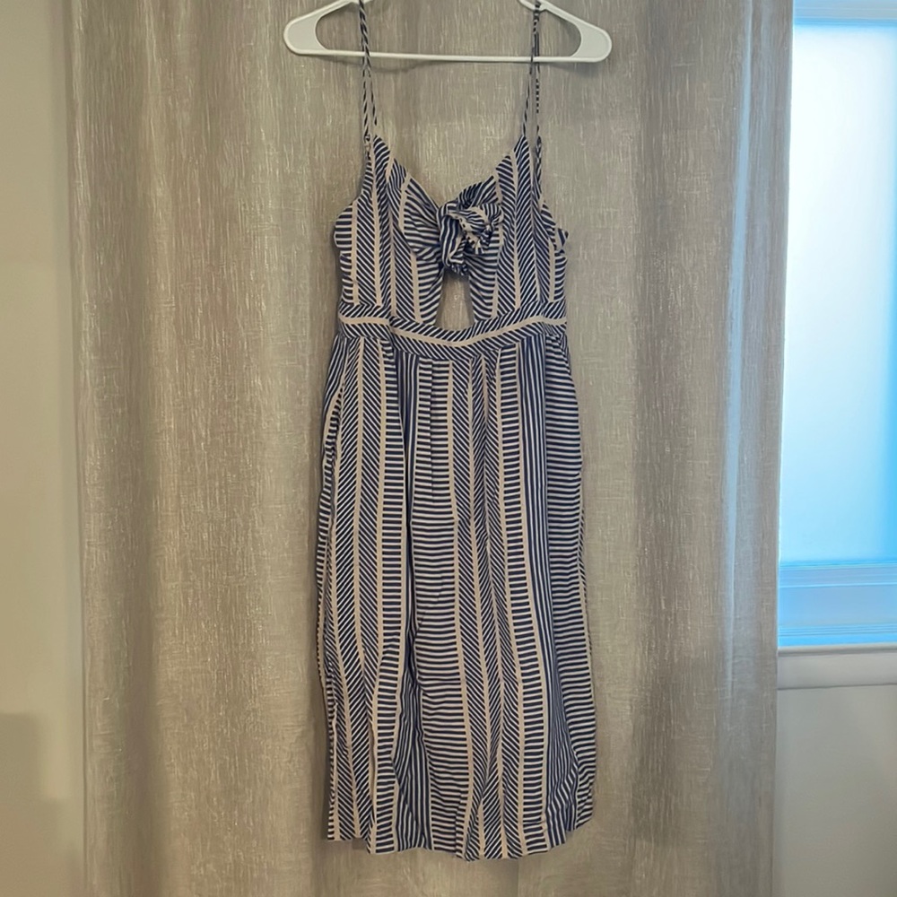 Lulu’s Small Dress